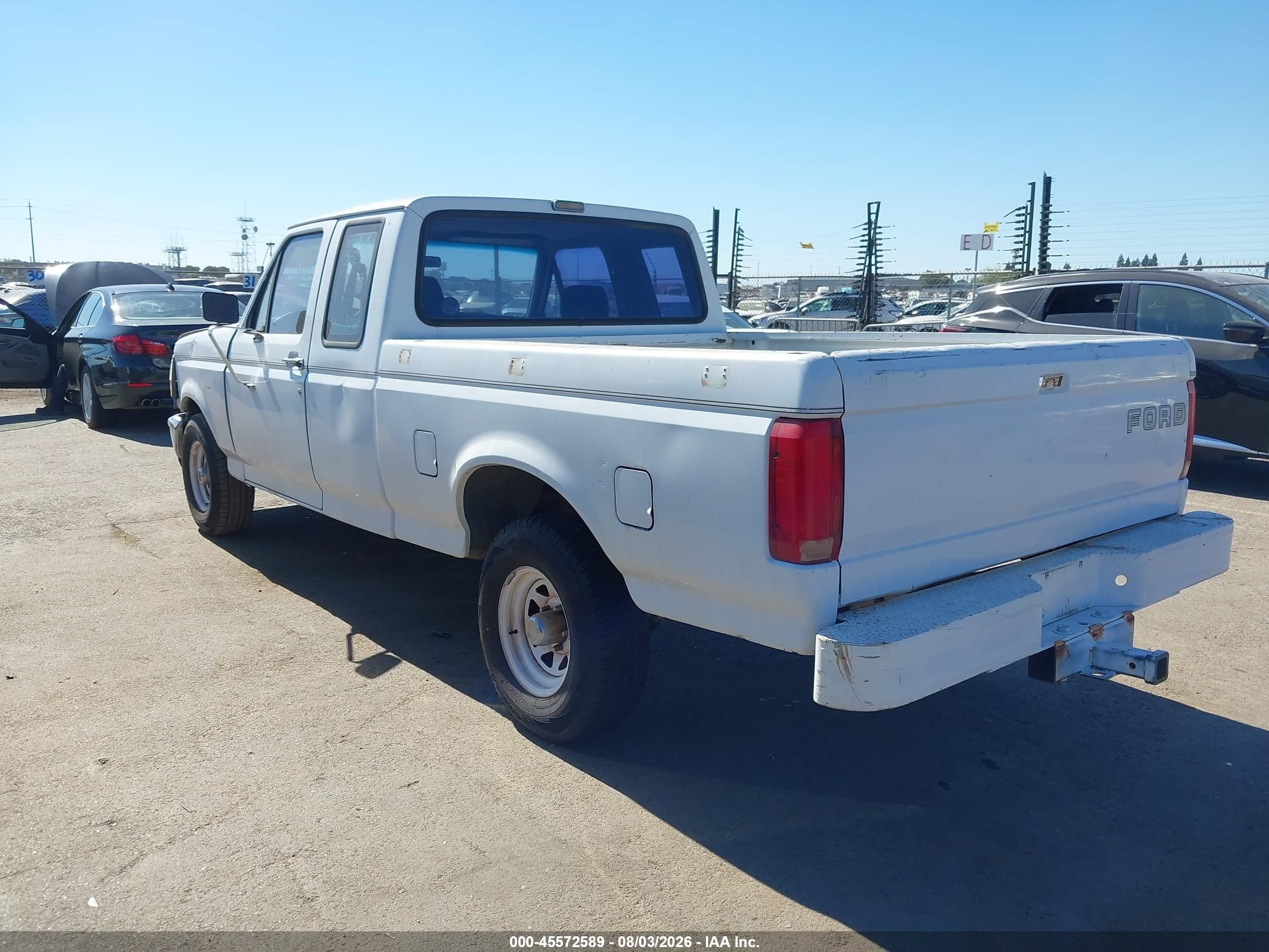 1993 Ford F150   White vin: 1FTEX15N2PKA48397