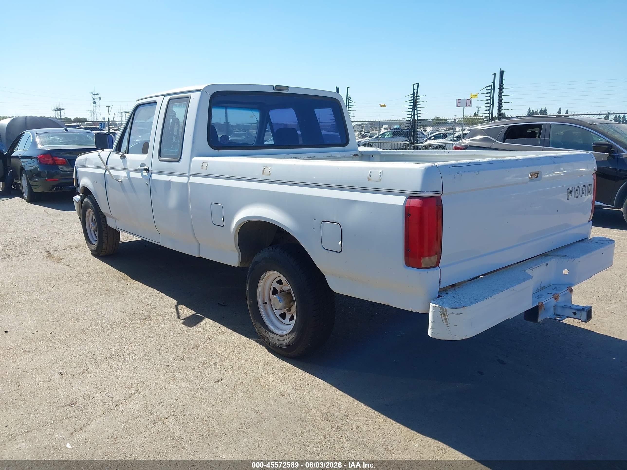 1993 Ford F150   White vin: 1FTEX15N2PKA48397