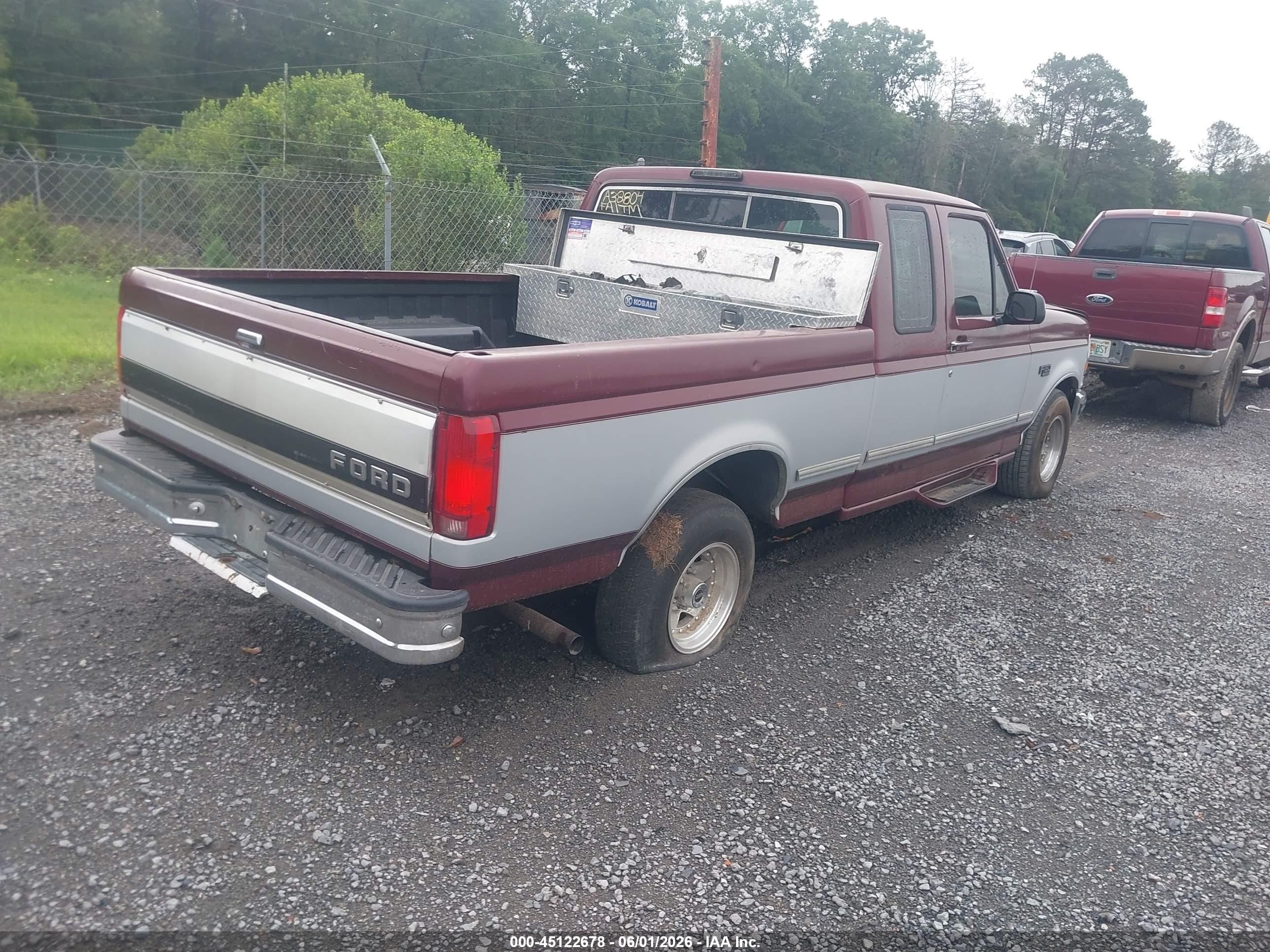 1996 Ford F150   Burgundy vin: 1FTEX15N2TKA38804