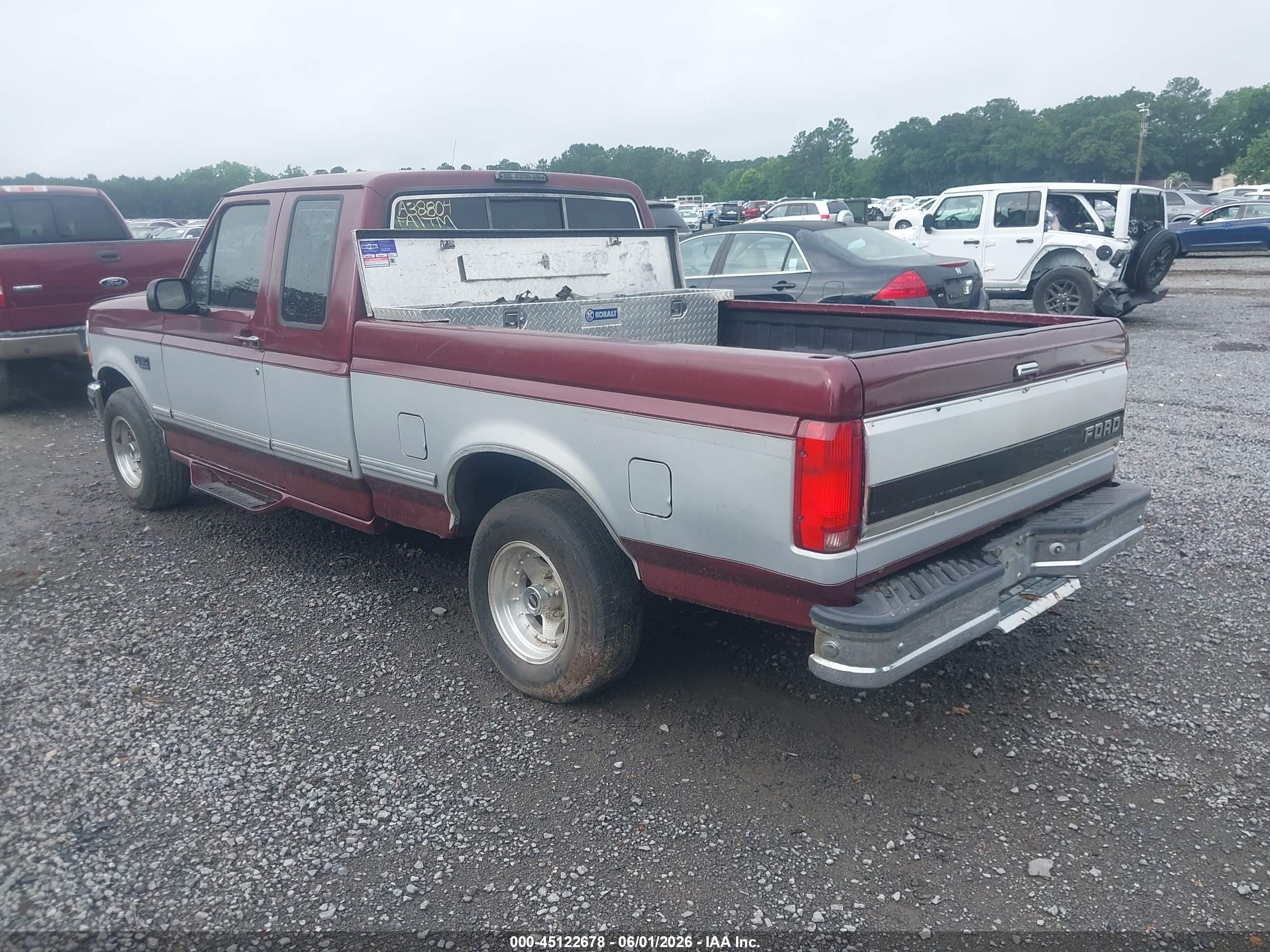 1996 Ford F150   Burgundy vin: 1FTEX15N2TKA38804