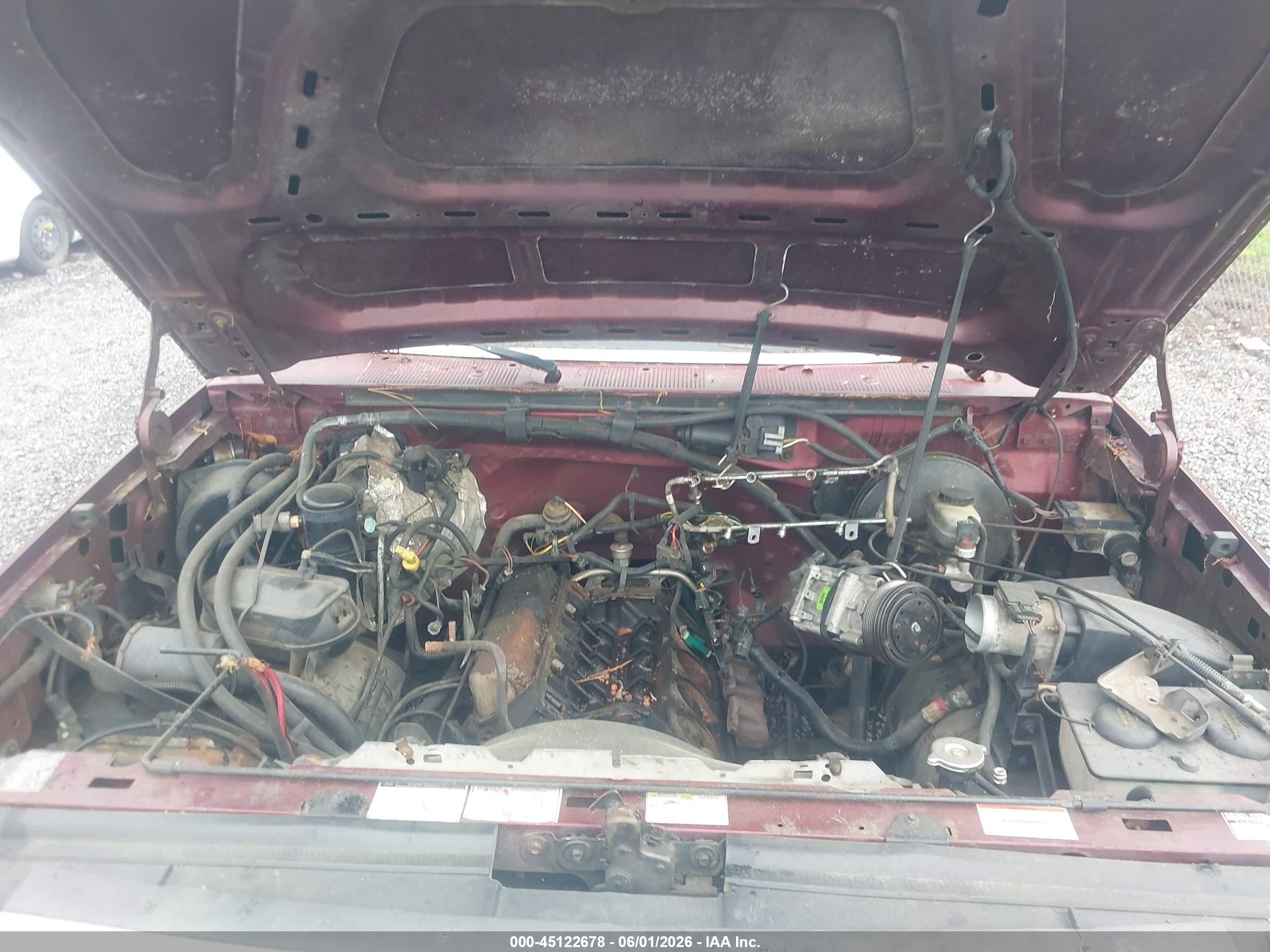 1996 Ford F150   Burgundy vin: 1FTEX15N2TKA38804