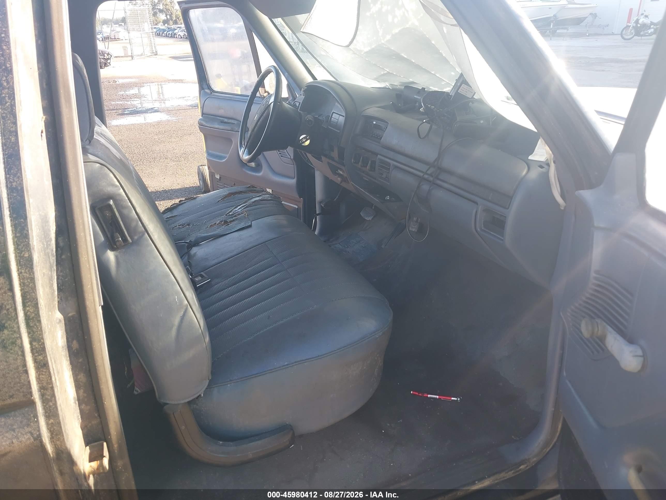 1992 Ford F150   Blue vin: 1FTEX15N3NKA10223
