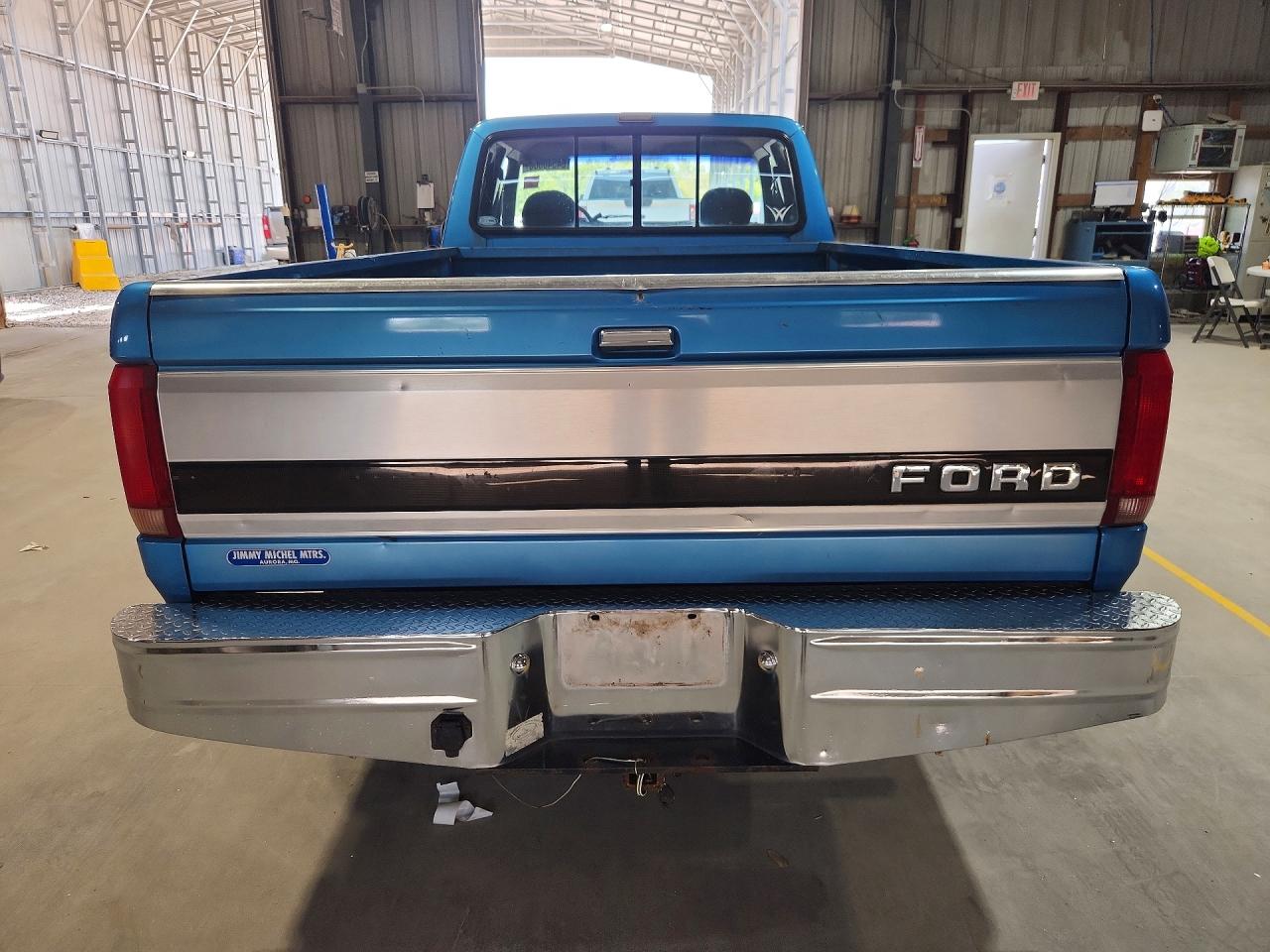 1992 Ford F150 Blue vin: 1FTEX15N3NKA21528