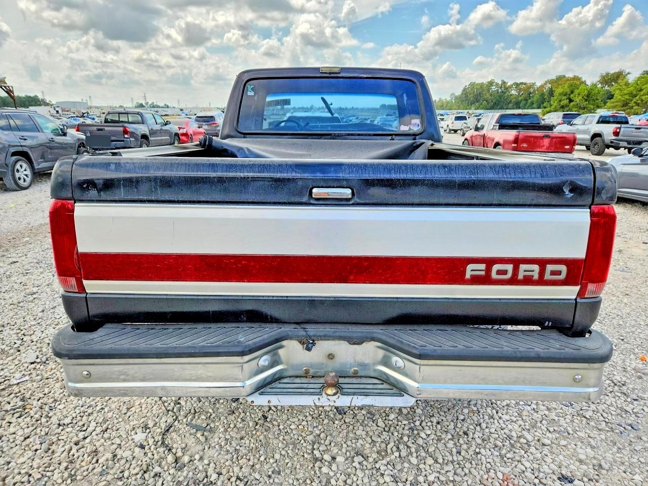 1993 Ford F150 Черный vin: 1FTEX15N3PKB62943