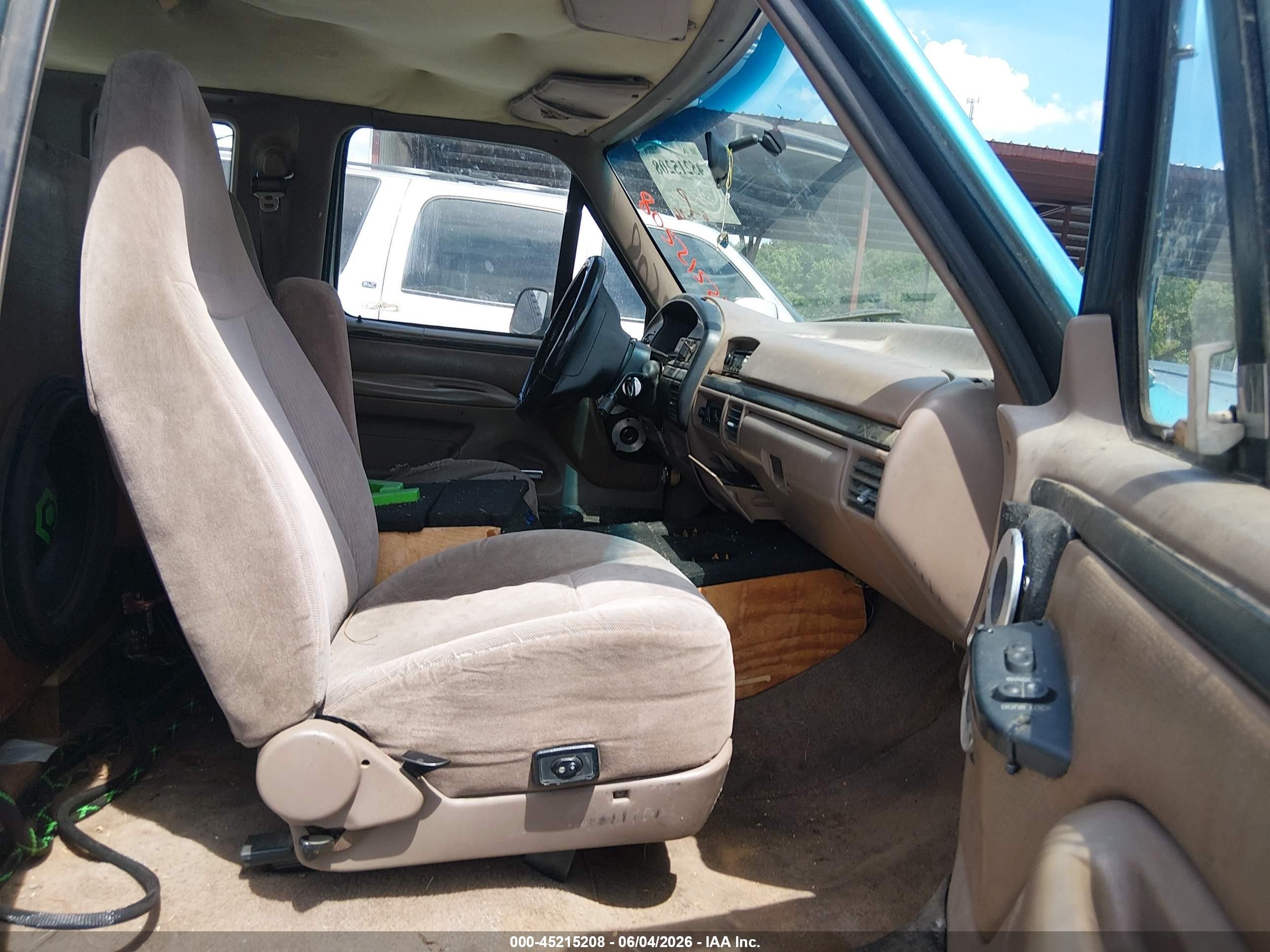 1994 Ford F150   Blue vin: 1FTEX15N4RKA41213