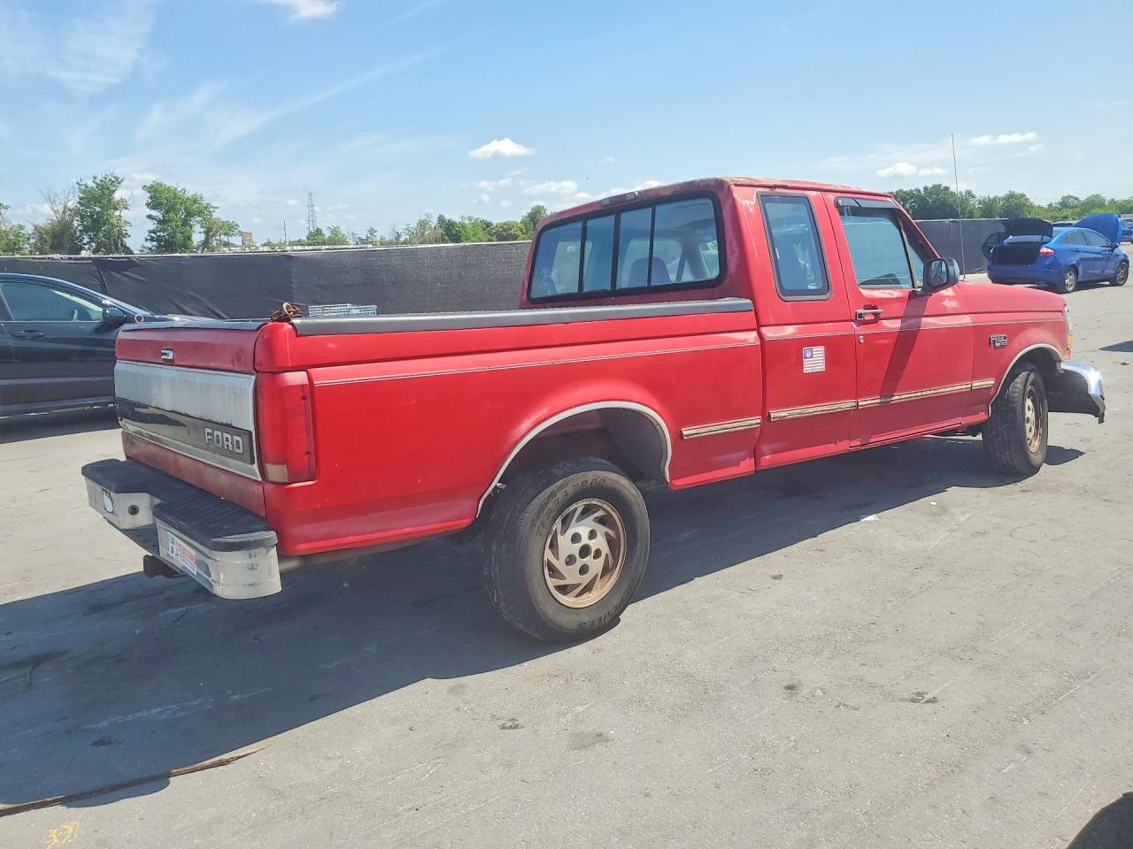 1996 Ford F150 Red vin: 1FTEX15N4TKA25066