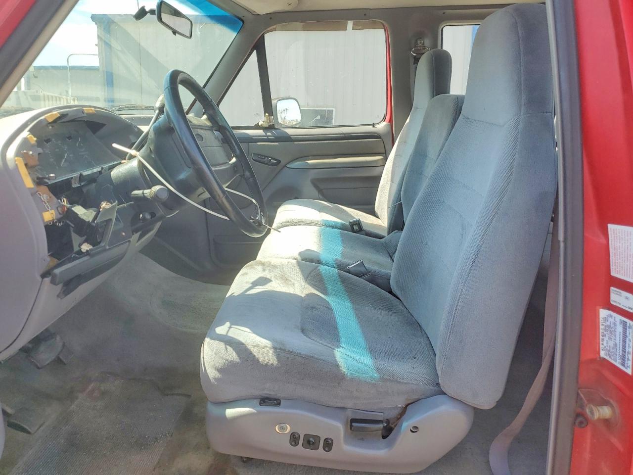 1996 Ford F150 Red vin: 1FTEX15N4TKA25066