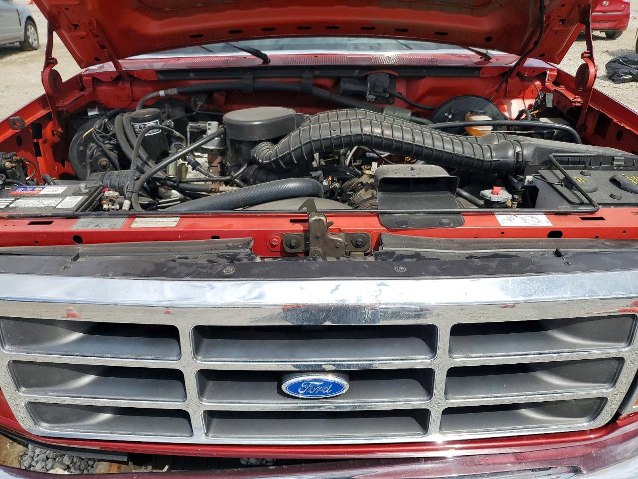 1993 Ford F150 Burgundy vin: 1FTEX15N6PKA15242