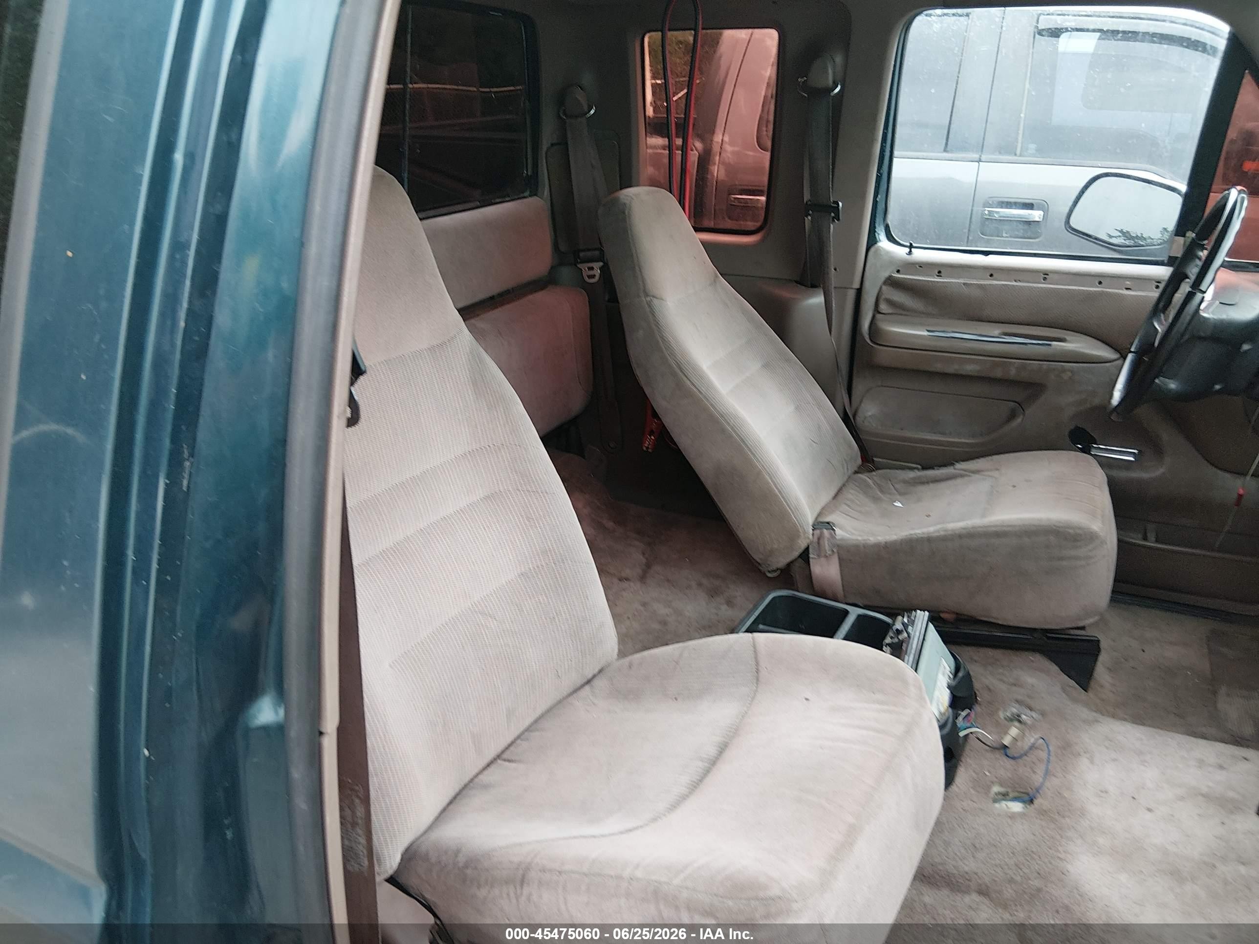 1994 Ford F150   Green vin: 1FTEX15N6RKB47131