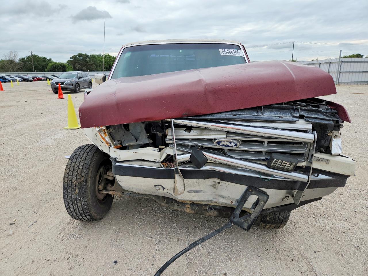 1989 Ford F150 Burgundy vin: 1FTEX15N7KKB10059