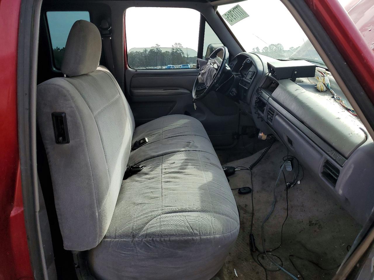1994 Ford F150 Burgundy vin: 1FTEX15N8RKB93124