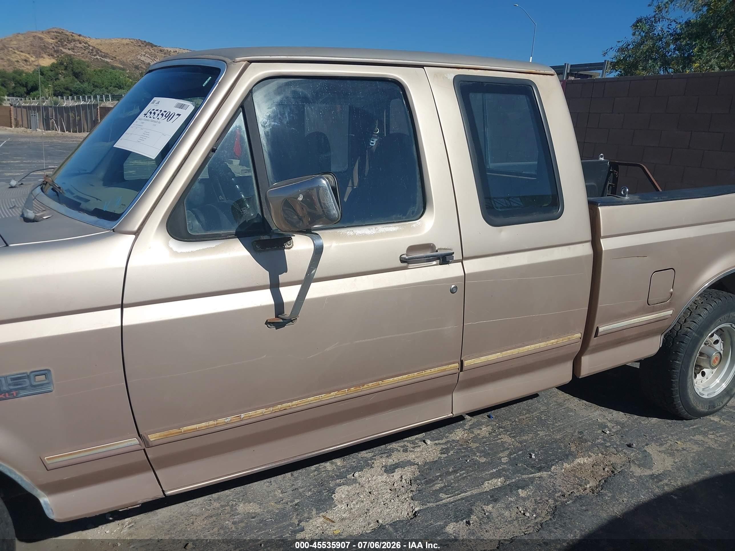 1993 Ford F150   Brown vin: 1FTEX15N9PKB06165