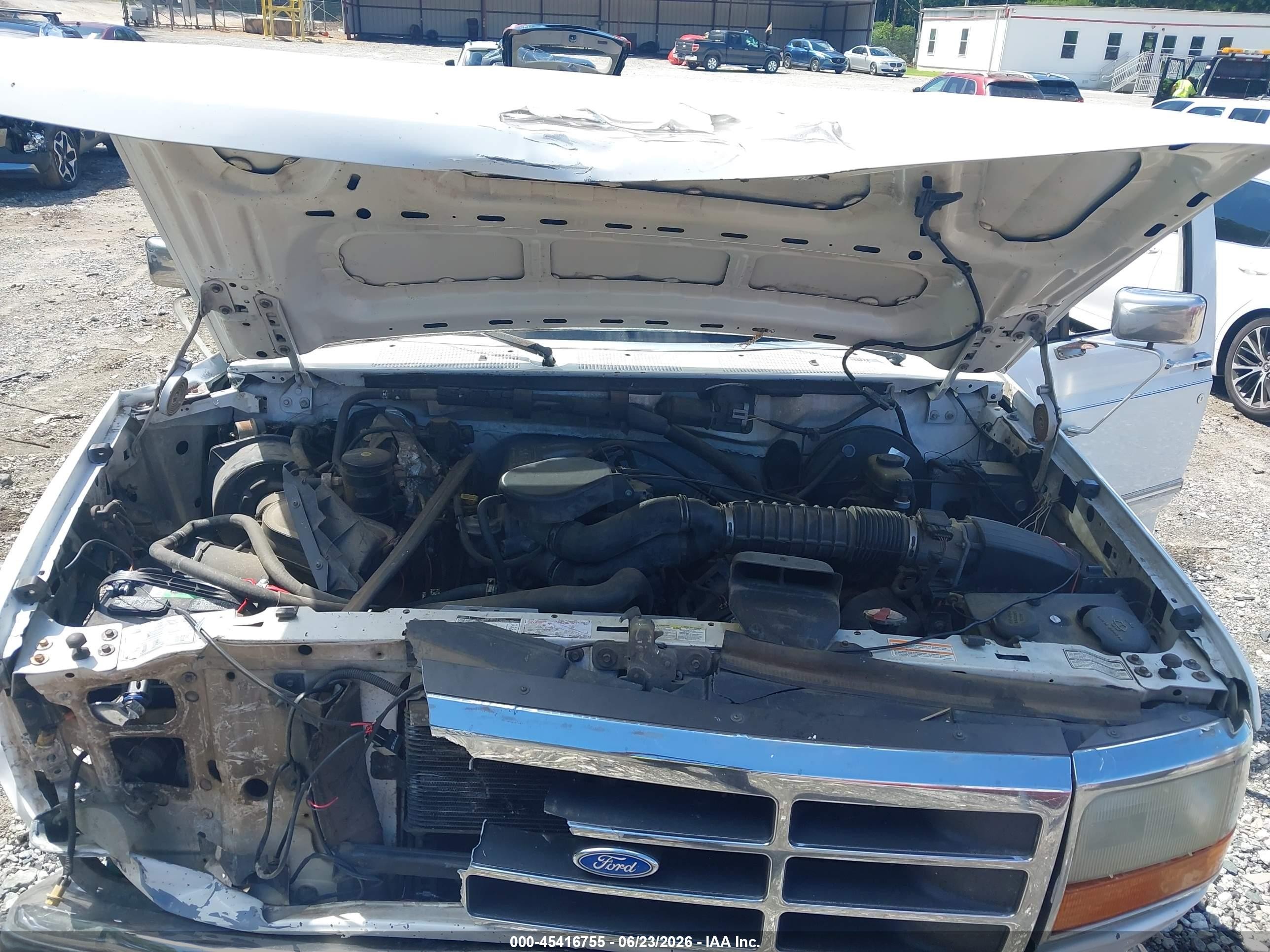 1996 Ford F150   White vin: 1FTEX15N9TKA30117