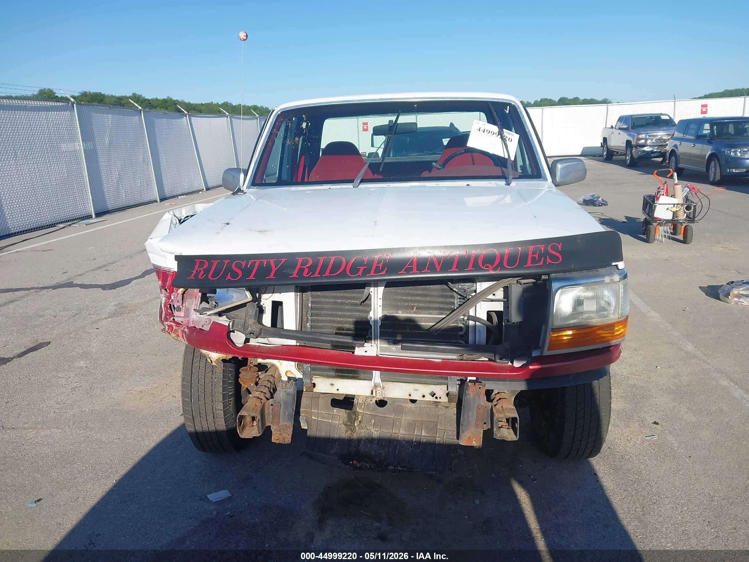 1992 Ford F150   White vin: 1FTEX15NXNKB24154