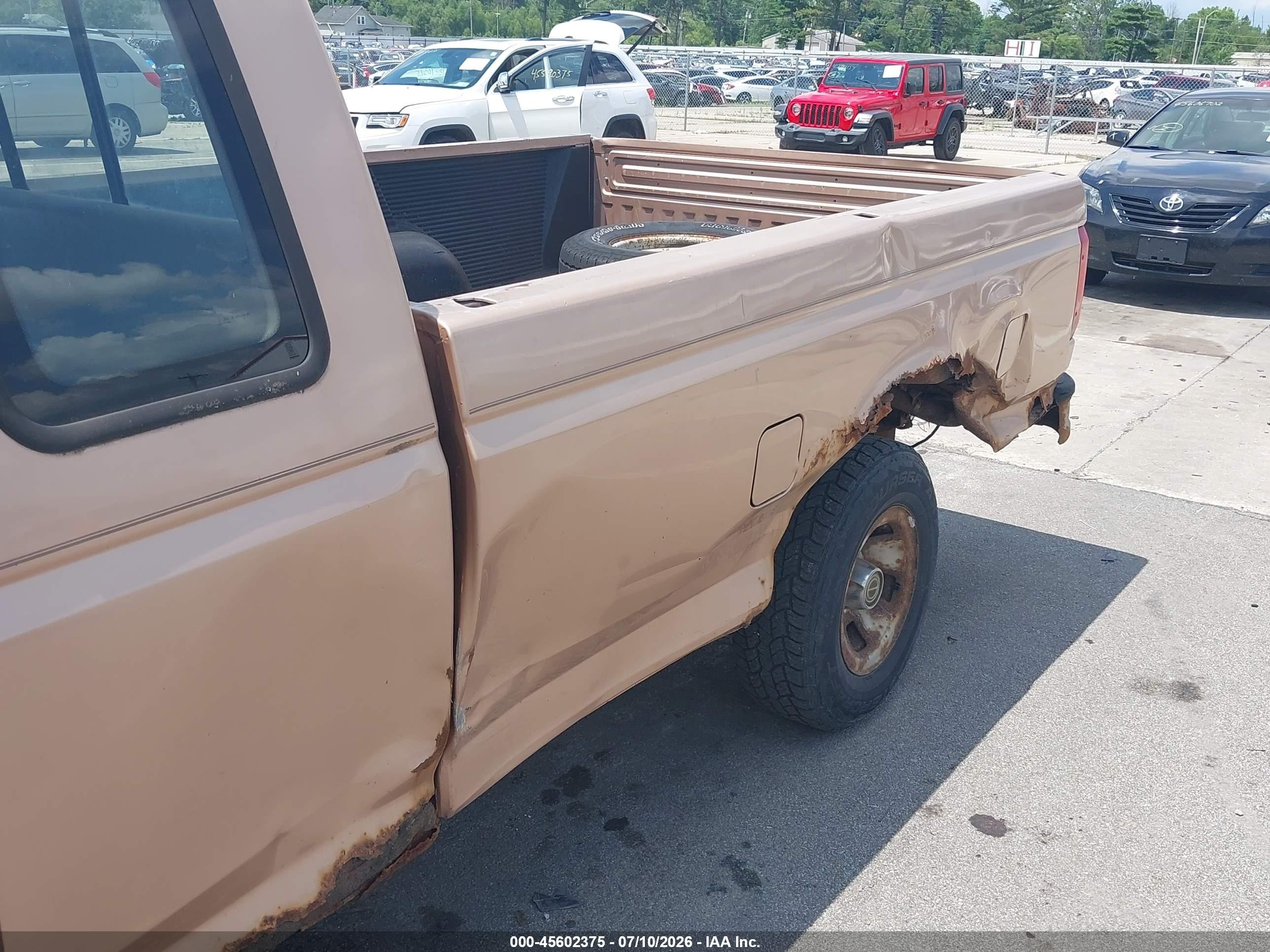 1995 Ford F150   Beige vin: 1FTEX15Y6SKB80484