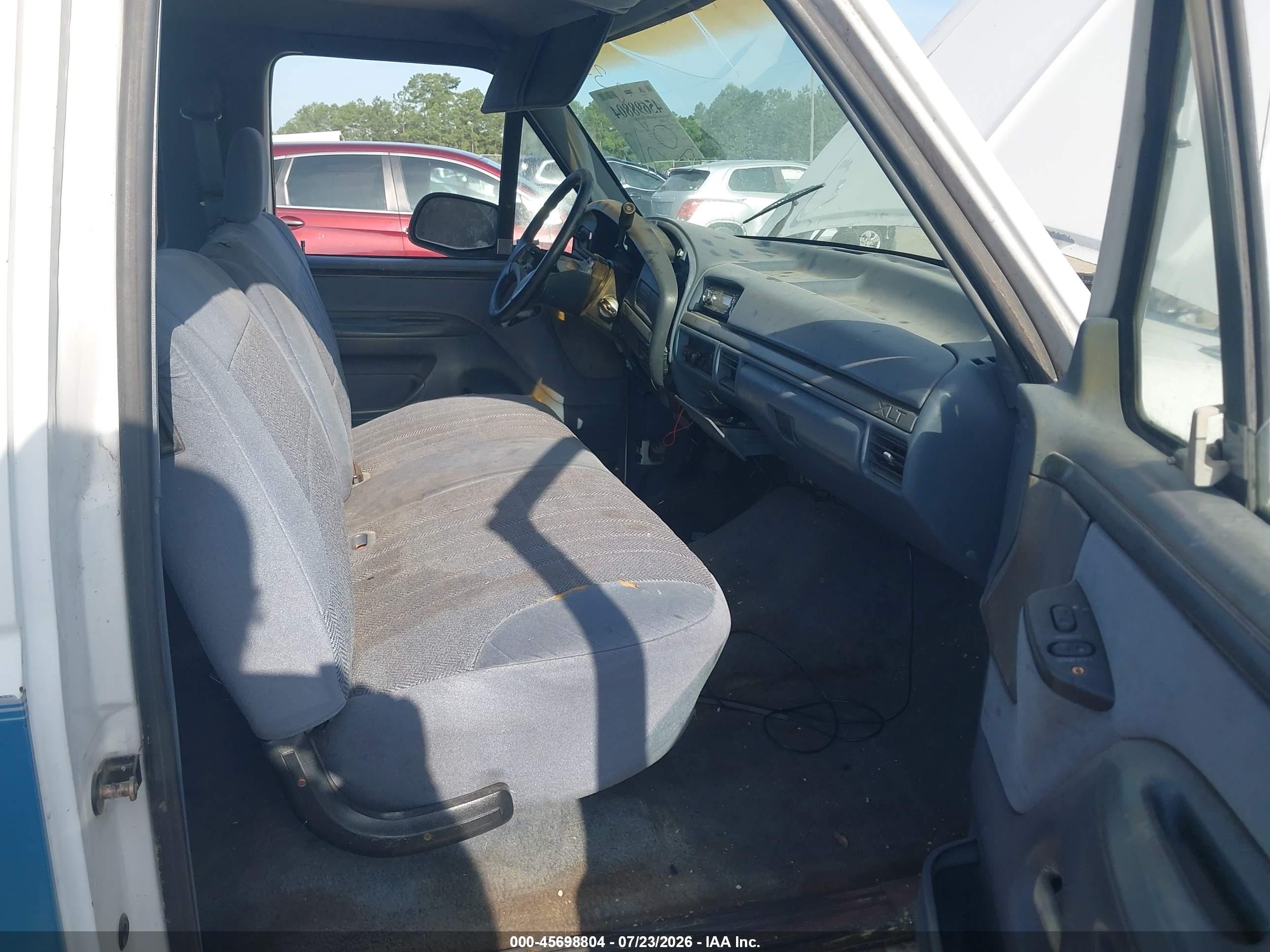 1993 Ford F150   Белый vin: 1FTEX15Y7PKA02235