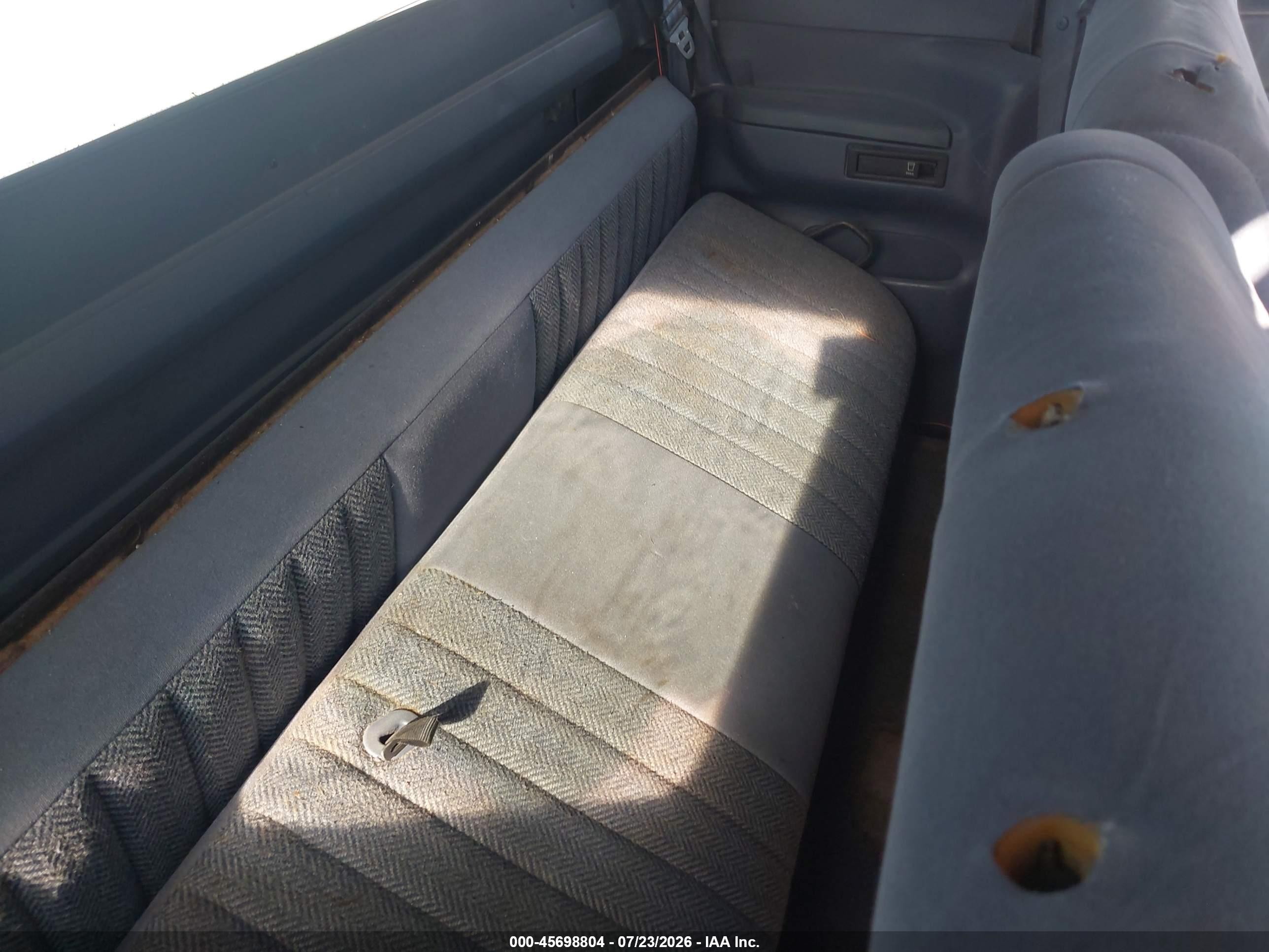 1993 Ford F150   Белый vin: 1FTEX15Y7PKA02235