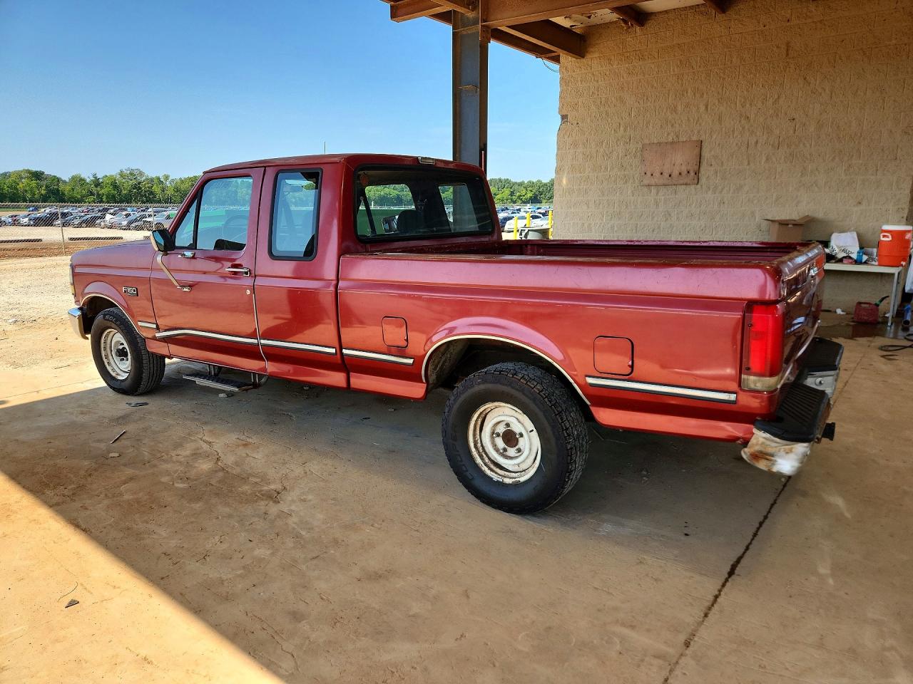 1993 Ford F150 Red vin: 1FTEX15Y7PKB10435