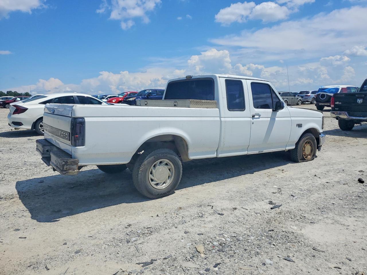1993 Ford F-150 Xl Regular Cab White vin: 1FTEX15Y8PKA76568