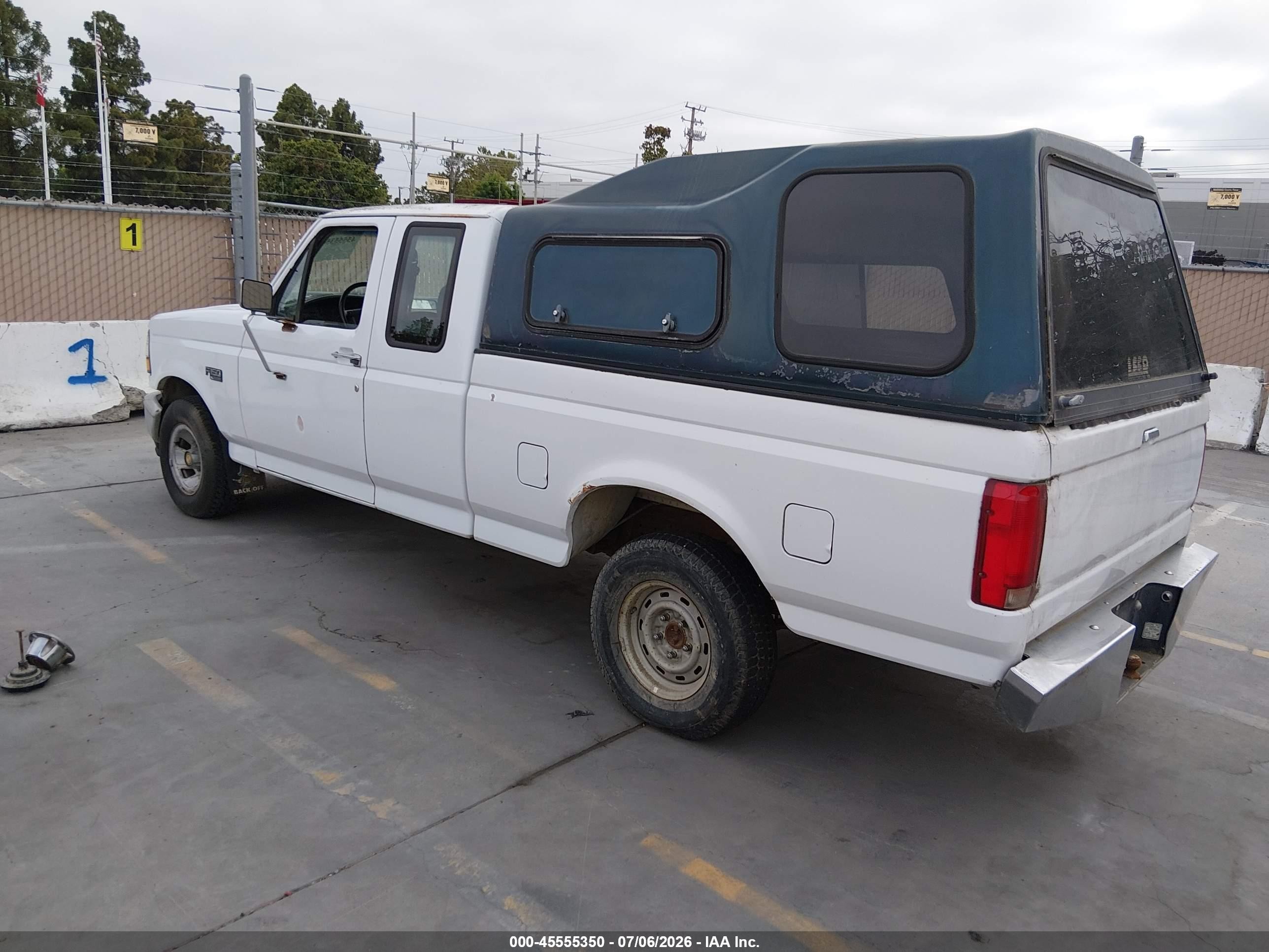 1994 Ford F150   White vin: 1FTEX15Y8RKB70825