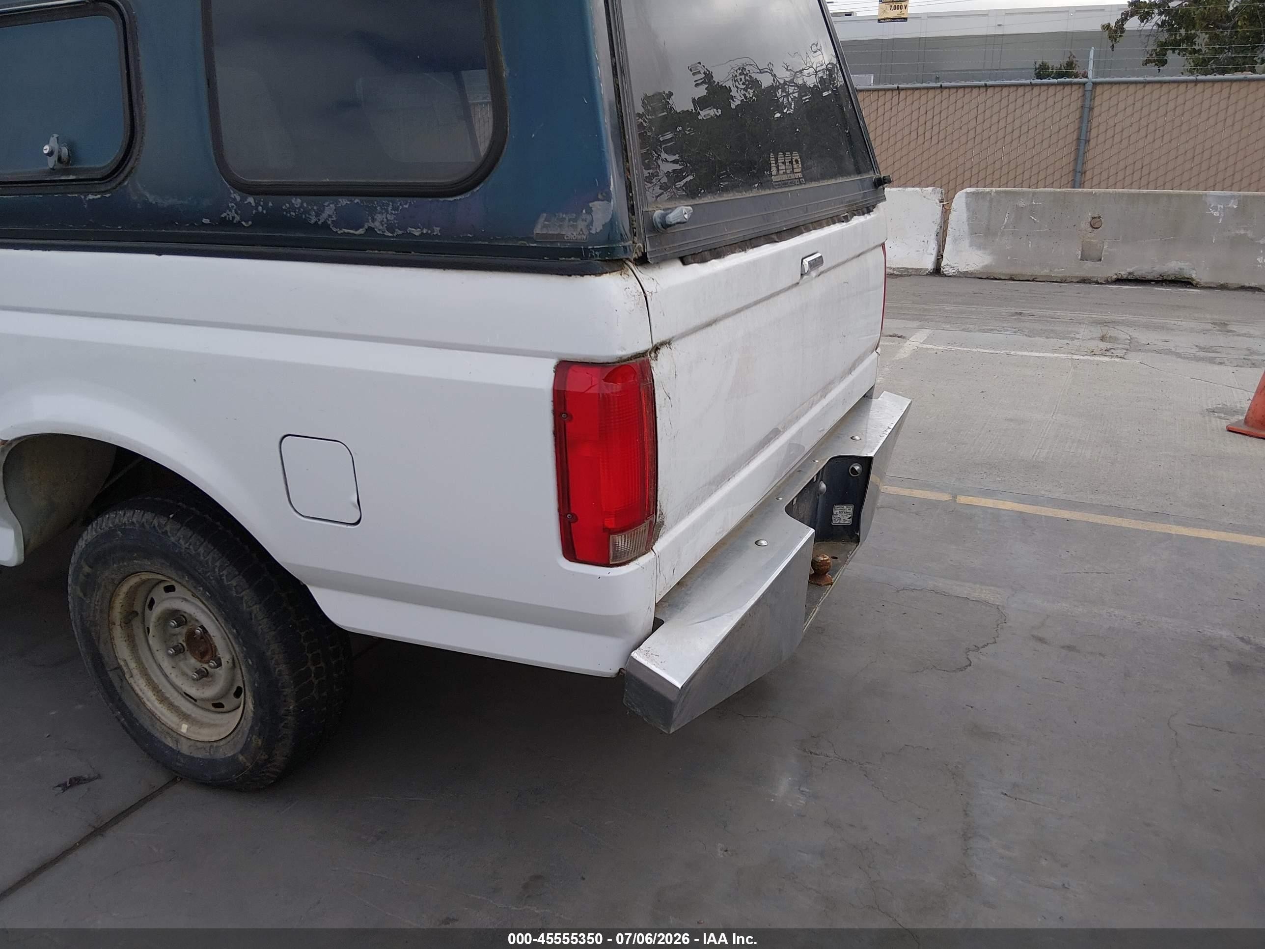 1994 Ford F150   White vin: 1FTEX15Y8RKB70825