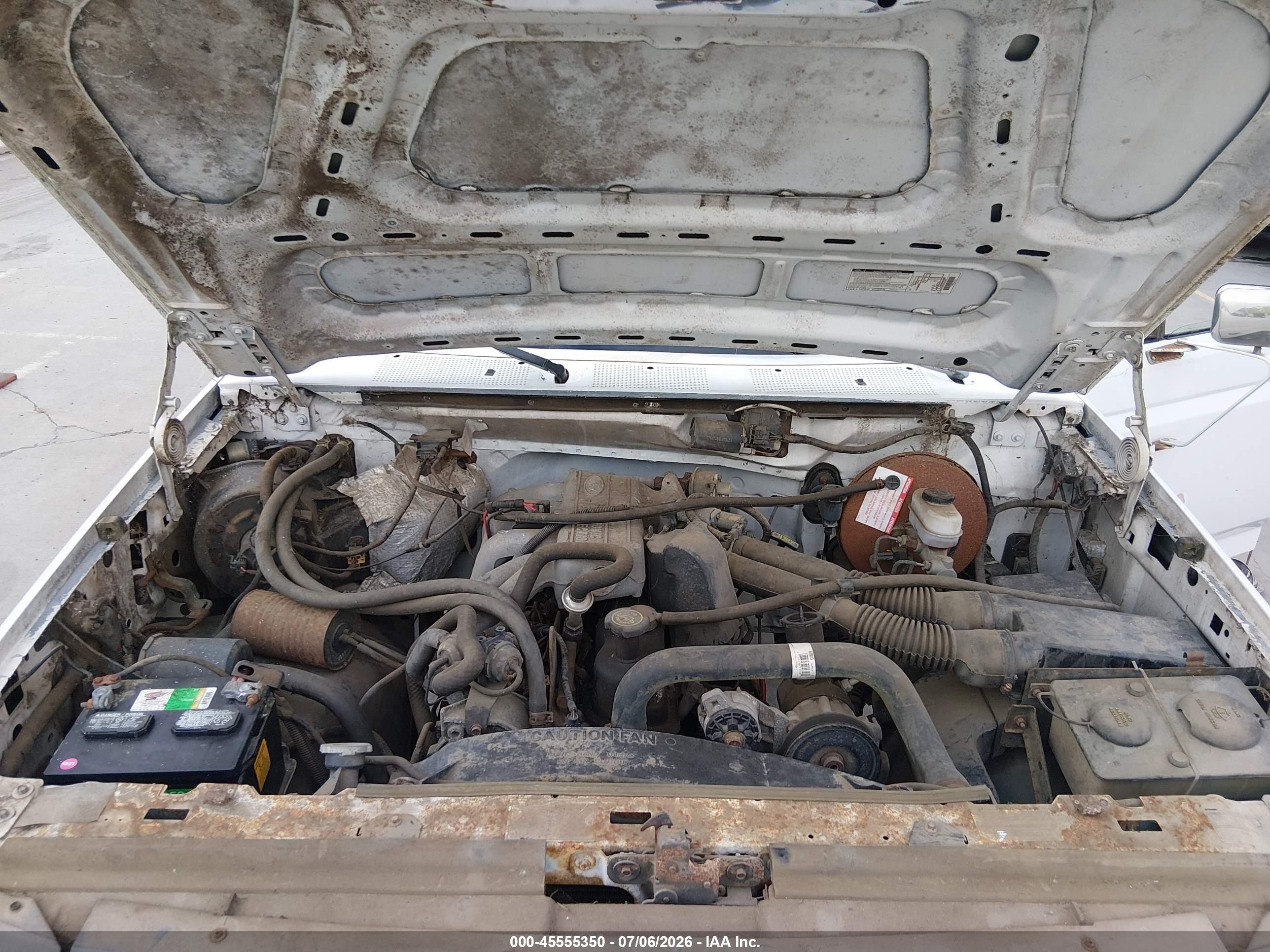 1994 Ford F150   White vin: 1FTEX15Y8RKB70825