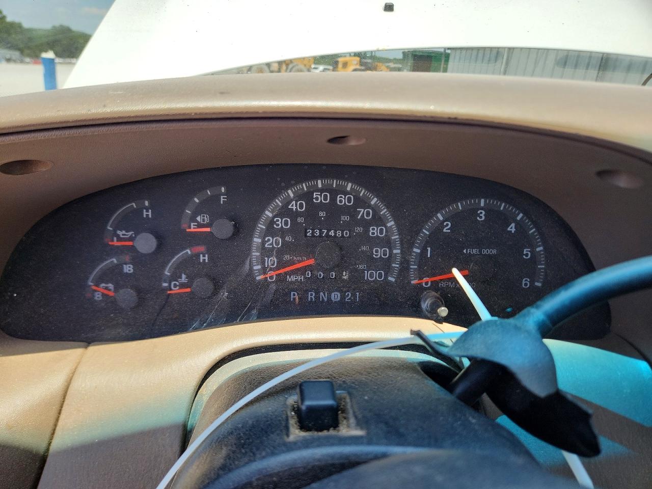 1997 Ford F150 White vin: 1FTEX17L7VNB81177
