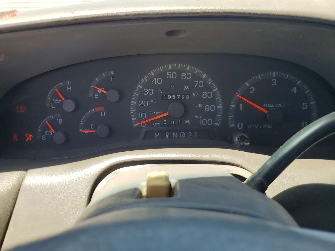 1998 Ford F150 Red vin: 1FTEX17L9WNA06981