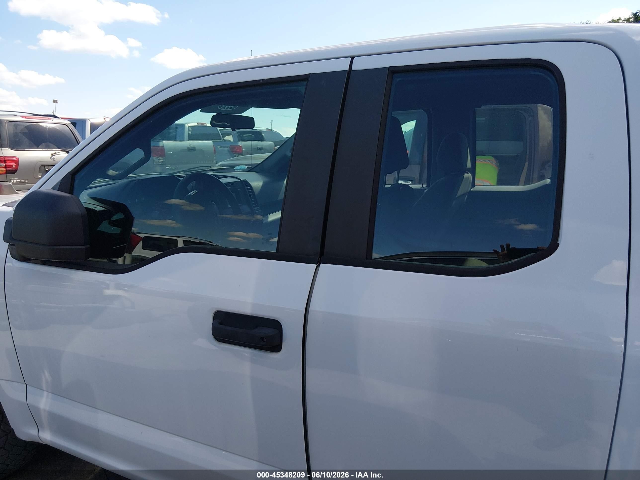 2018 Ford F-150 Xl White vin: 1FTEX1C53JFA33202