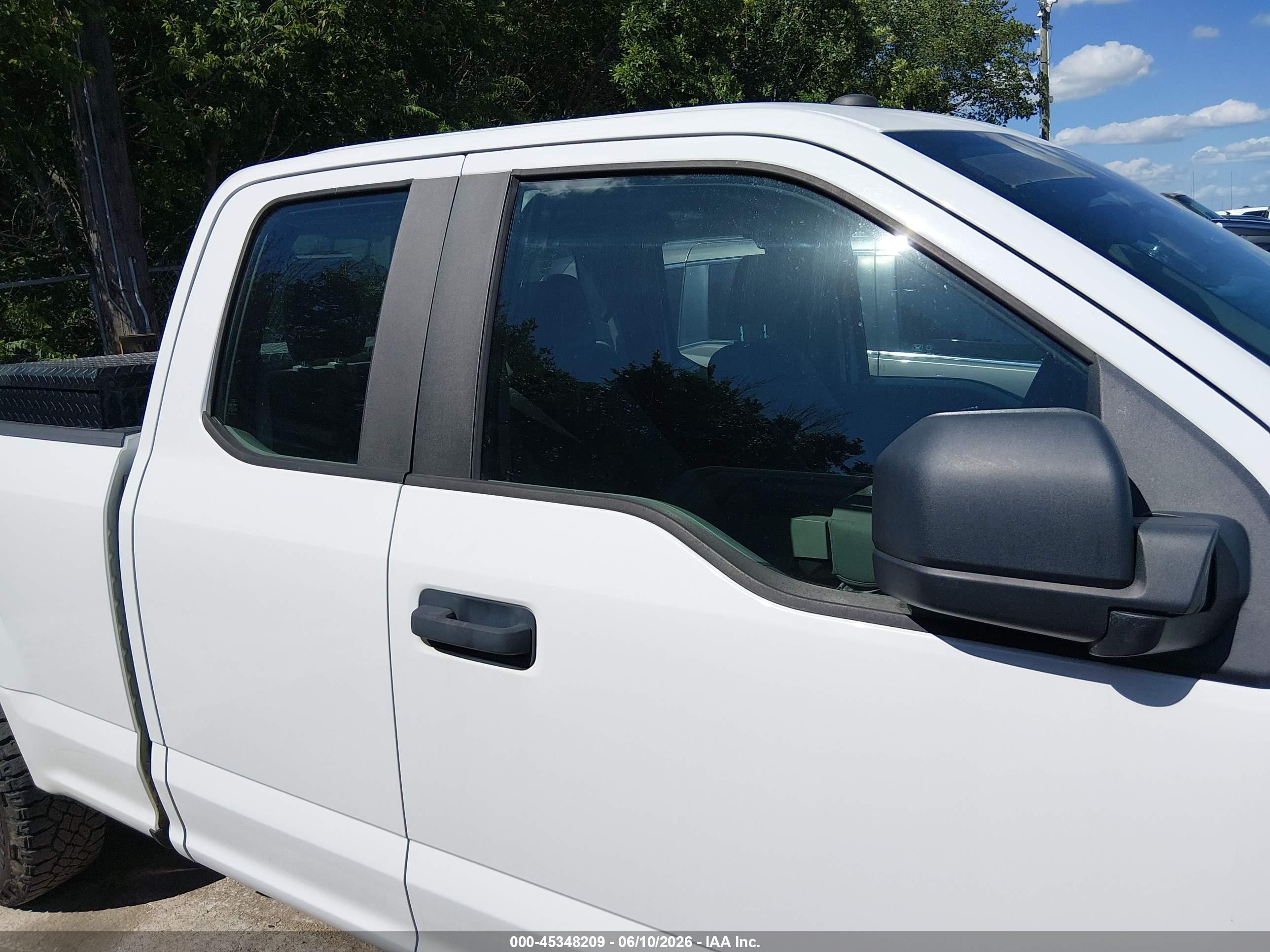 2018 Ford F-150 Xl White vin: 1FTEX1C53JFA33202
