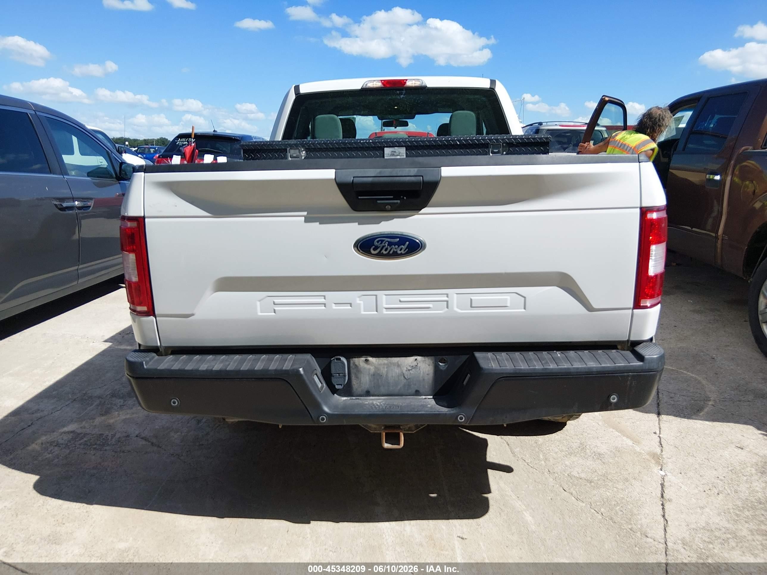 2018 Ford F-150 Xl White vin: 1FTEX1C53JFA33202