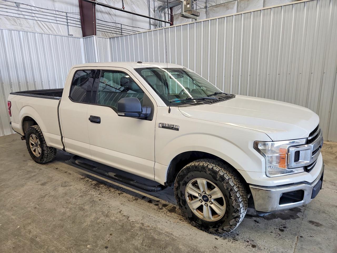 2018 Ford F150 Super Cab White vin: 1FTEX1C53JFE11003