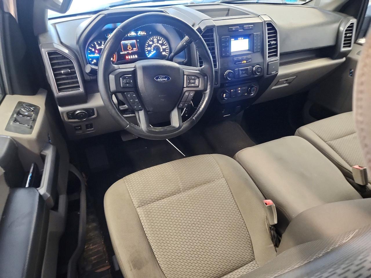 2018 Ford F150 Super Cab White vin: 1FTEX1C53JFE11003