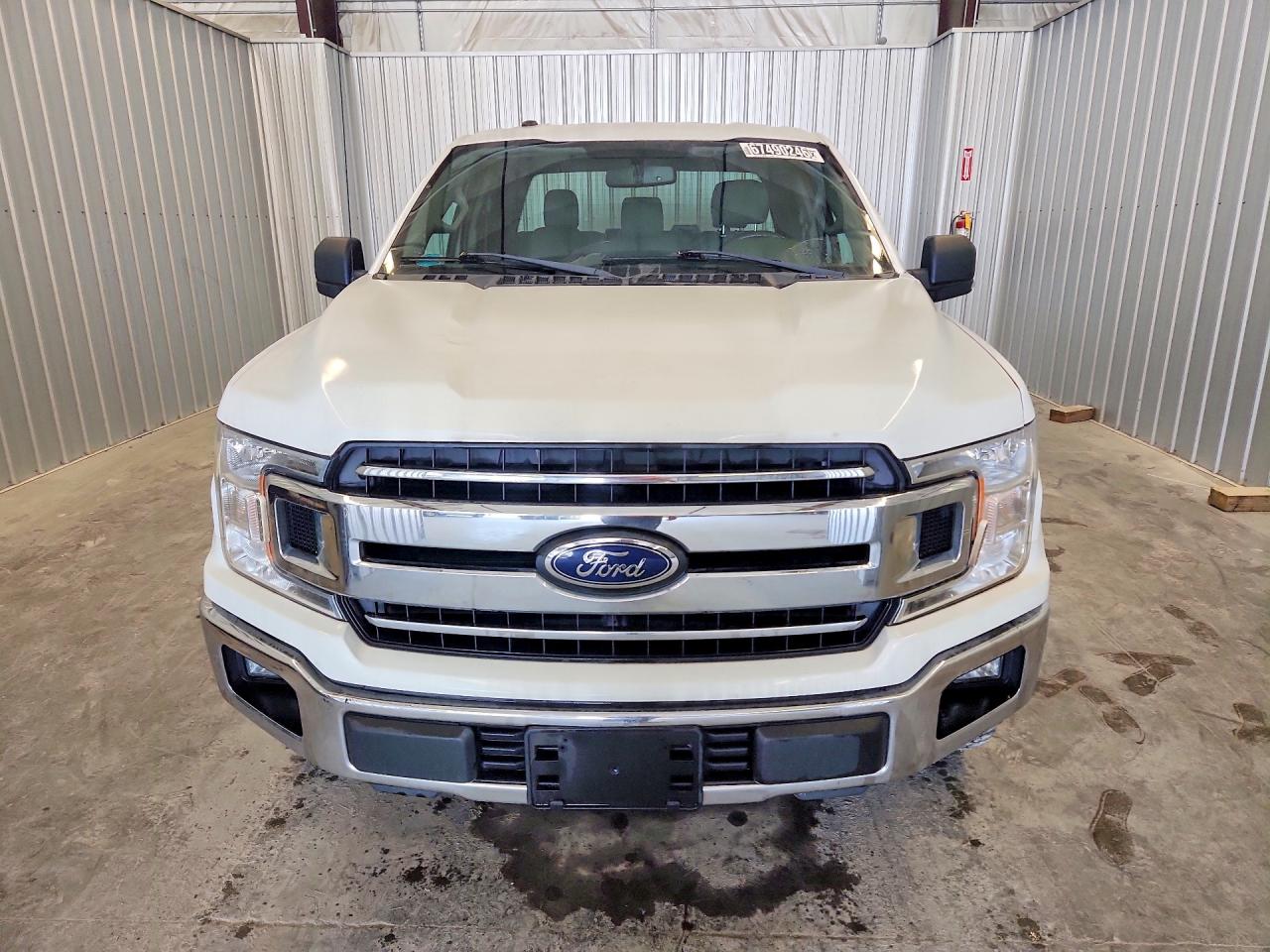 2018 Ford F150 Super Cab White vin: 1FTEX1C53JFE11003