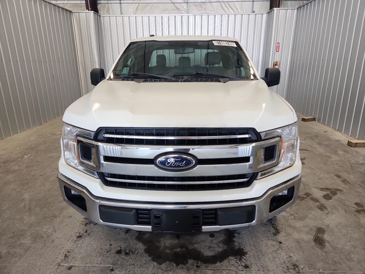 2018 Ford F150 Super Cab White vin: 1FTEX1C53JFE11003 Damage: Hood, Dent(S) W/No Paint Dmg, < 1/8 Inch