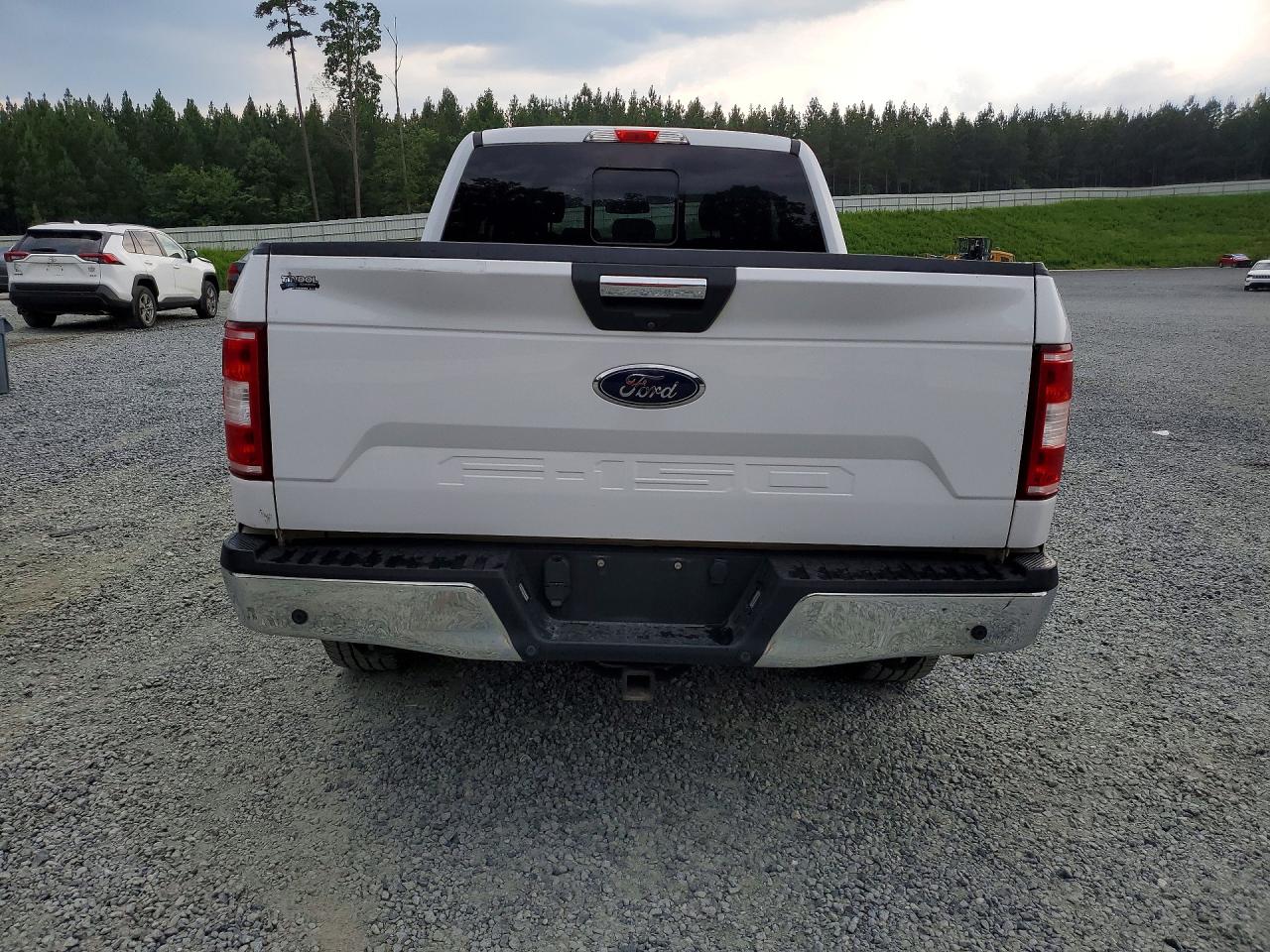 2020 Ford F150 Super Cab Белый vin: 1FTEX1C56LKF34174