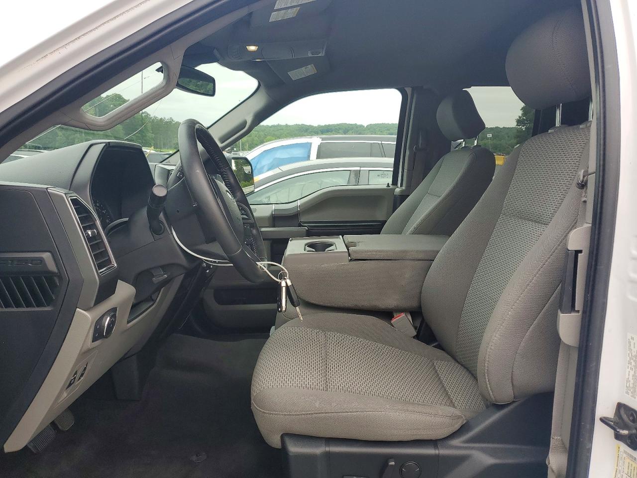 2020 Ford F150 Super Cab Белый vin: 1FTEX1C56LKF34174