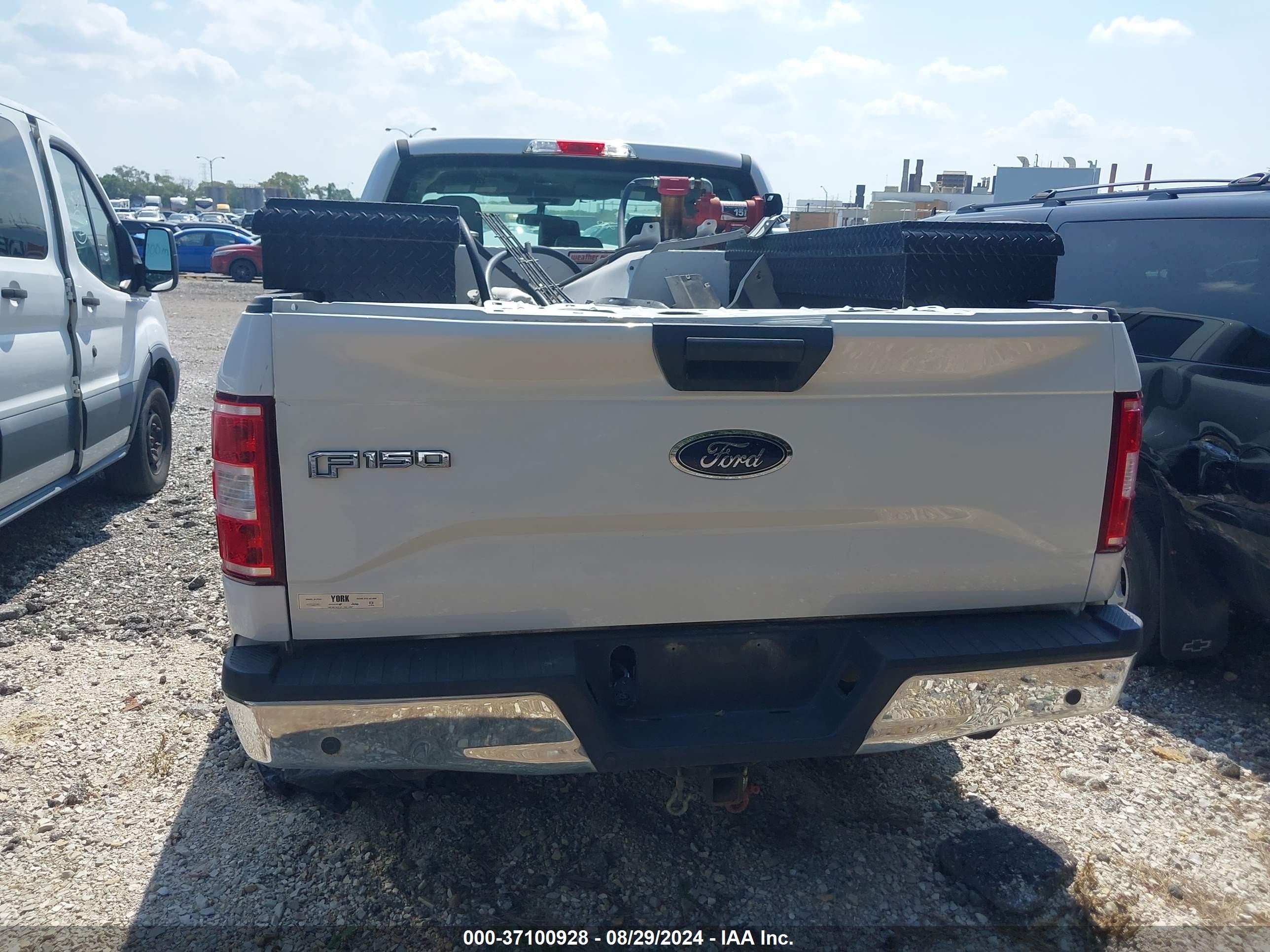2019 Ford F-150 Xl White vin: 1FTEX1C58KKC42167