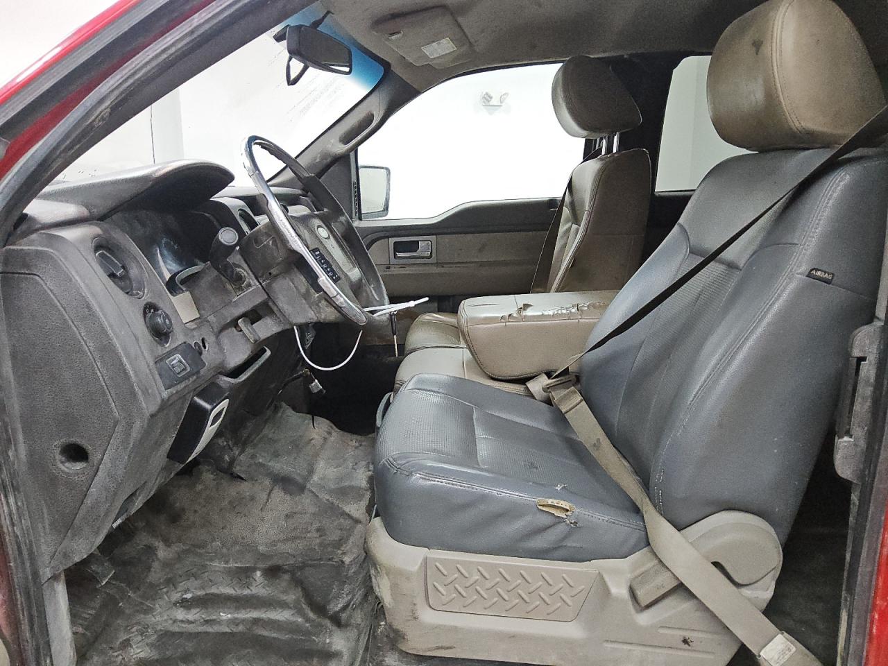 2010 Ford F150 Super Cab Red vin: 1FTEX1C80AKE32988 Damage: Left Front Seat Cushion, Torn, 3 To 4 Inches