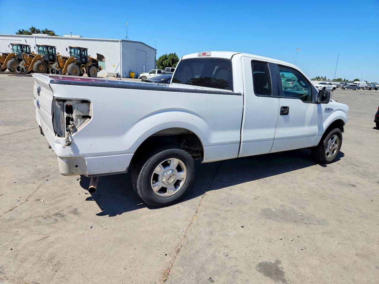 2010 Ford F150 Super Cab White vin: 1FTEX1C80AKE43182