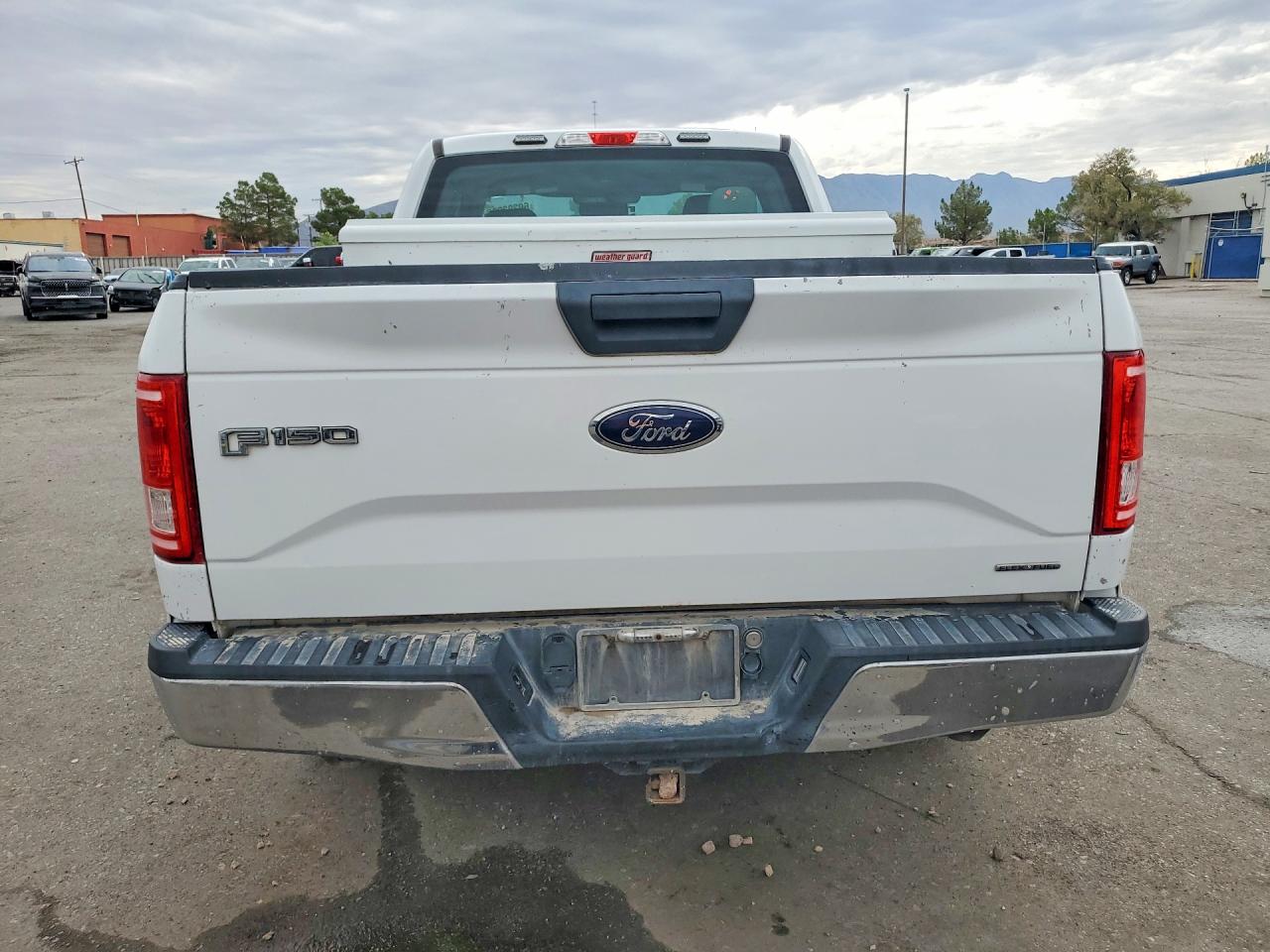 2015 Ford F150 Super Cab White vin: 1FTEX1C80FFA15337