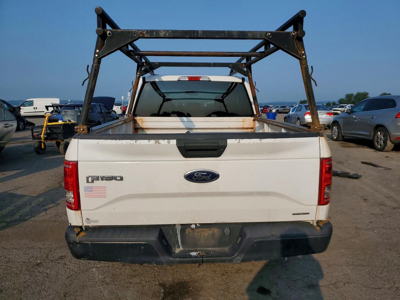 2015 Ford F150 Super Cab White vin: 1FTEX1C80FKD93990