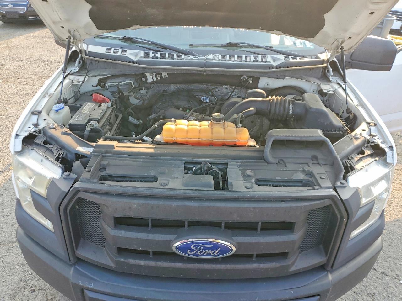 2015 Ford F150 Super Cab White vin: 1FTEX1C80FKD93990