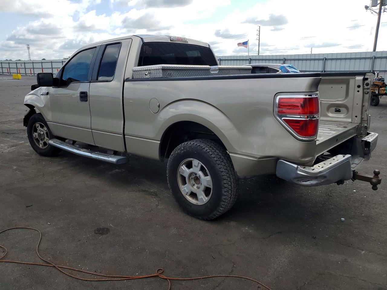 2010 Ford F150 Super Cab Tan vin: 1FTEX1C82AFC95397