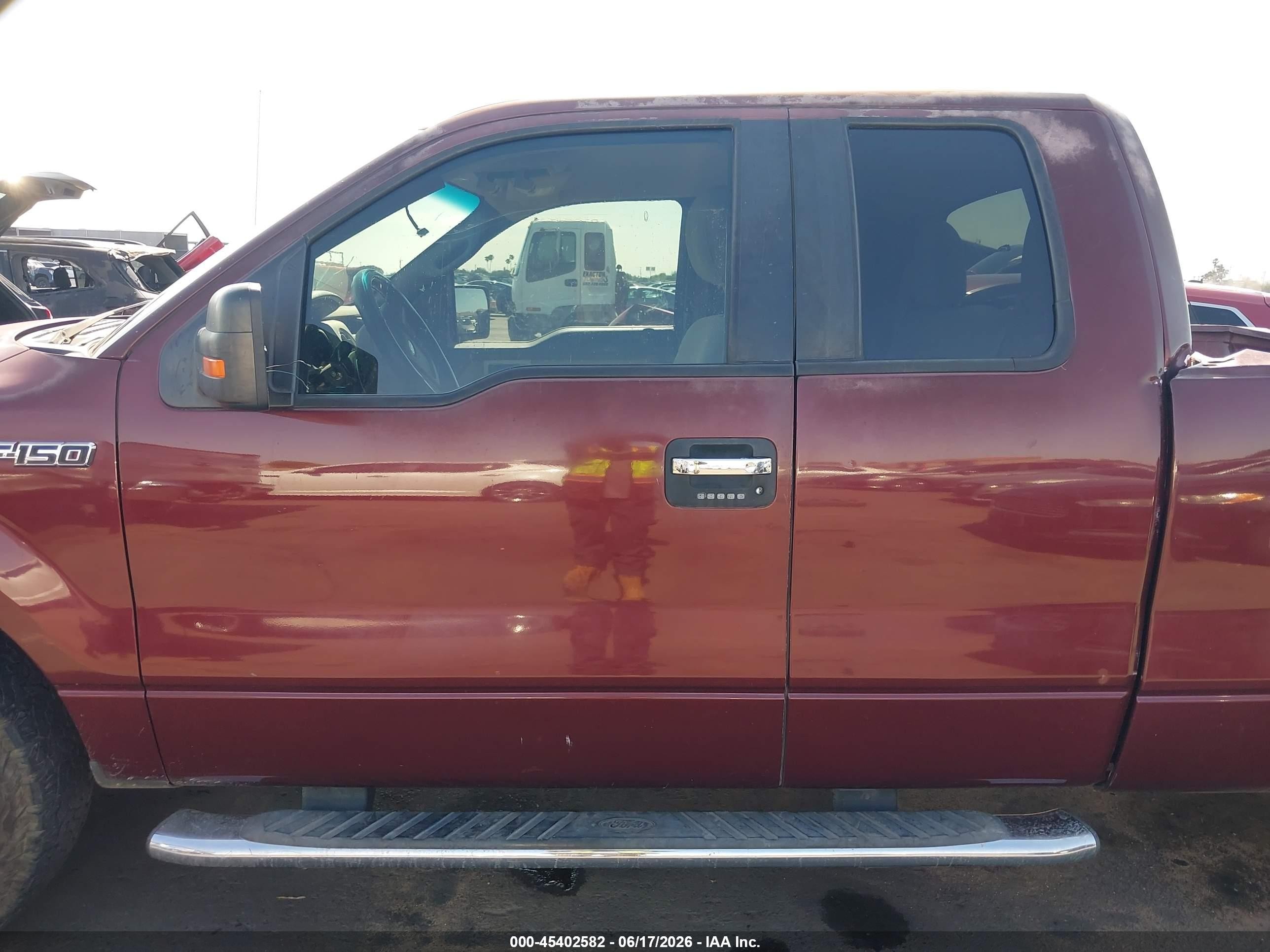 2010 Ford F-150 Xlt Maroon vin: 1FTEX1C82AKE55480