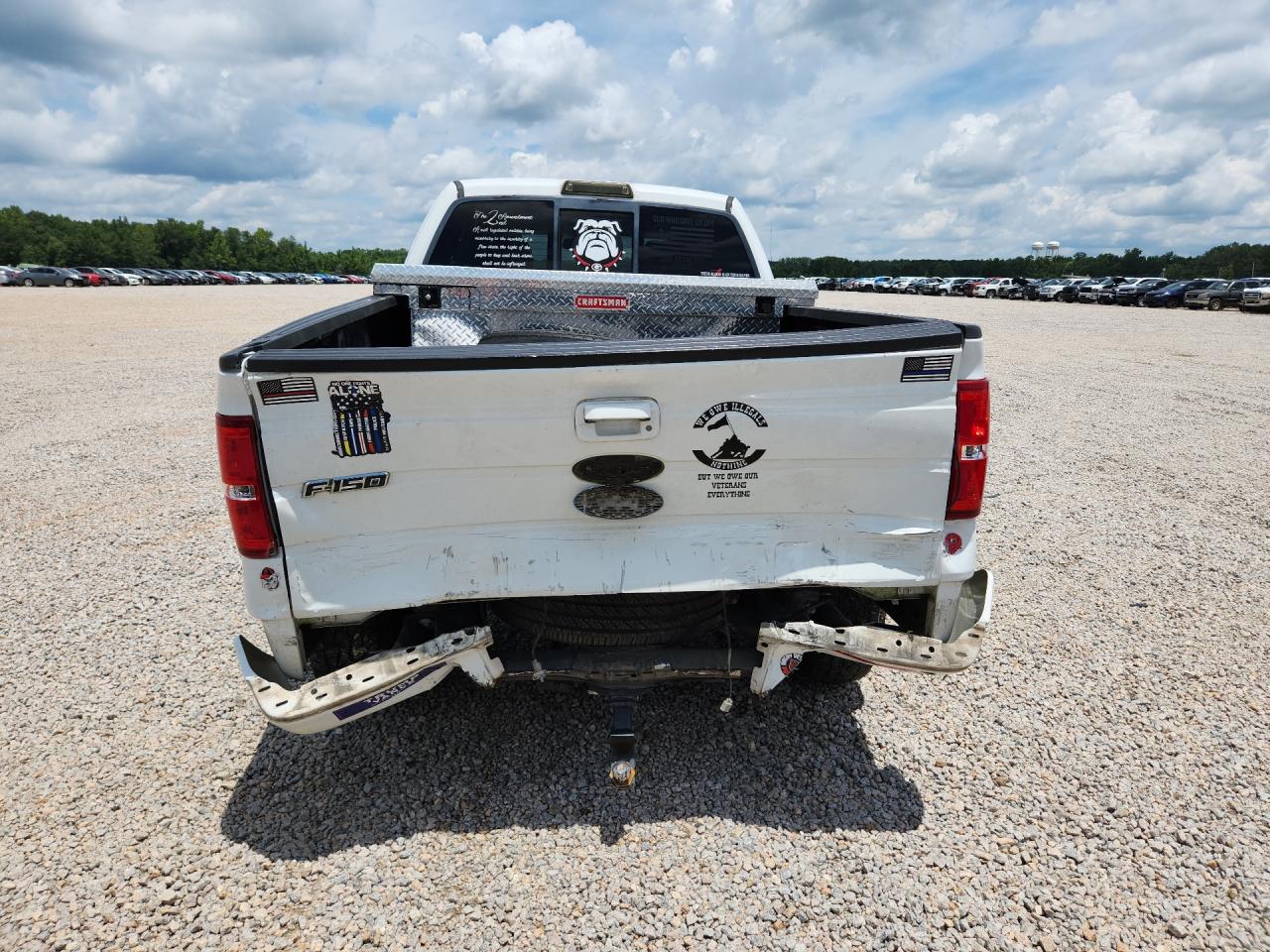 2010 Ford F150 Super Cab White vin: 1FTEX1C82AKE57195