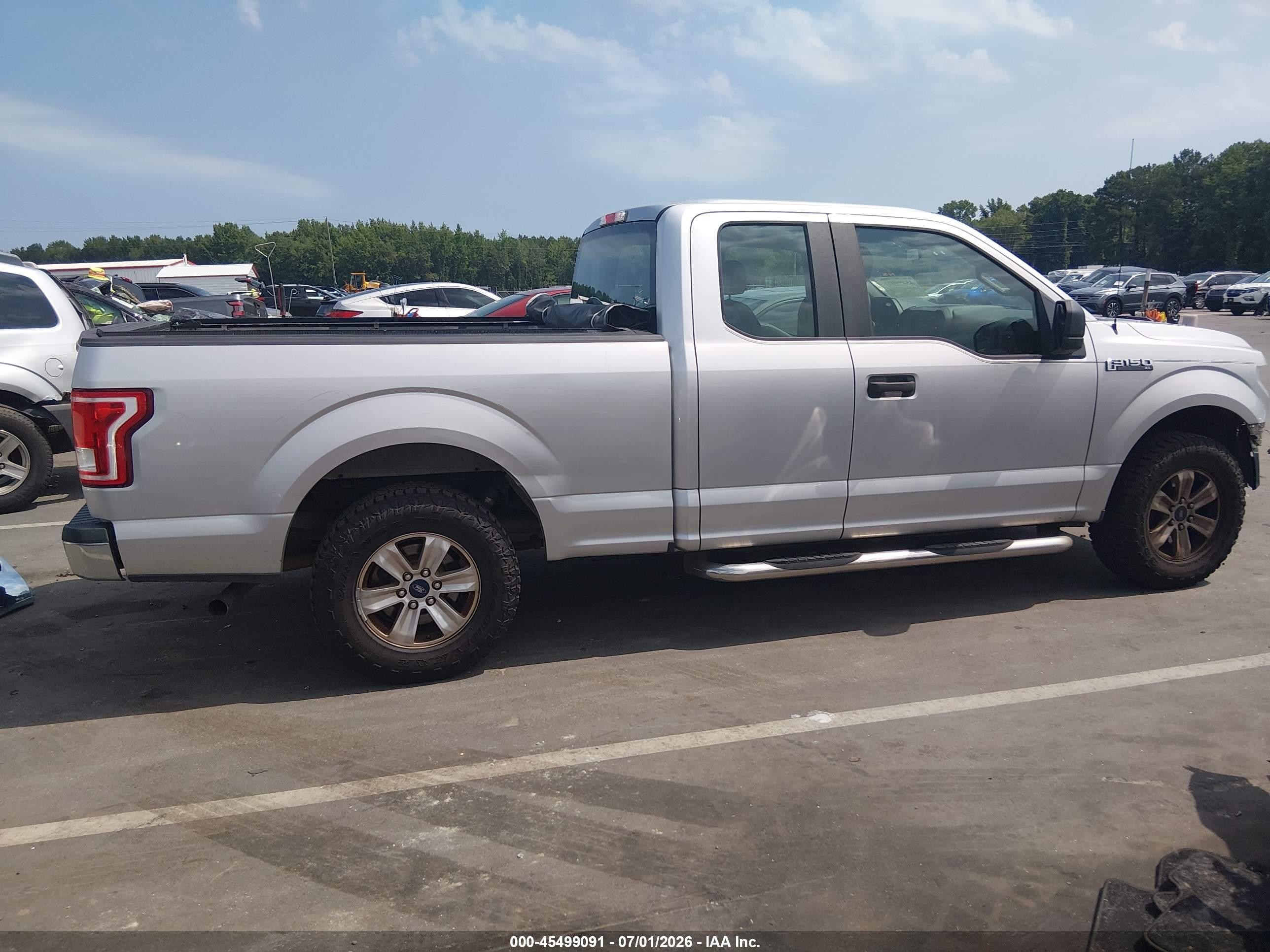 2015 Ford F-150 Xl/xlt Silver vin: 1FTEX1C83FFB58329