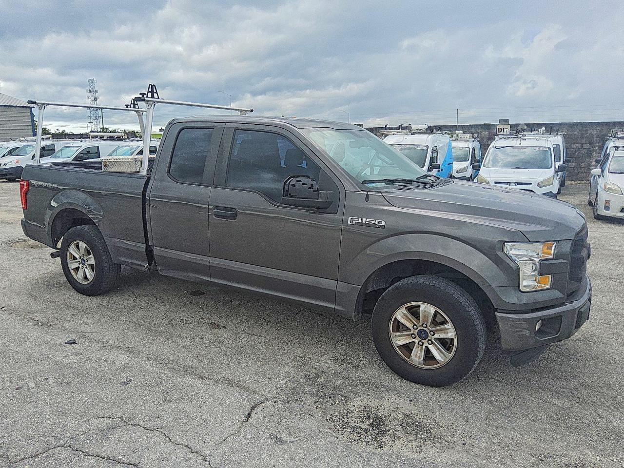 2015 Ford F150 Super Cab Gray vin: 1FTEX1C83FKE68973