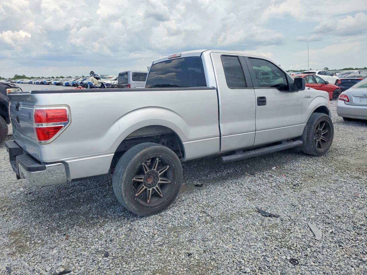 2010 Ford F150 Super Cab Silver vin: 1FTEX1C84AFA70978