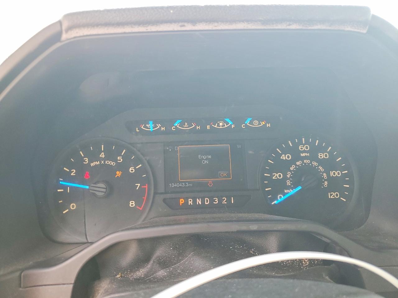 2015 Ford F150 Super Cab White vin: 1FTEX1C84FKE19961